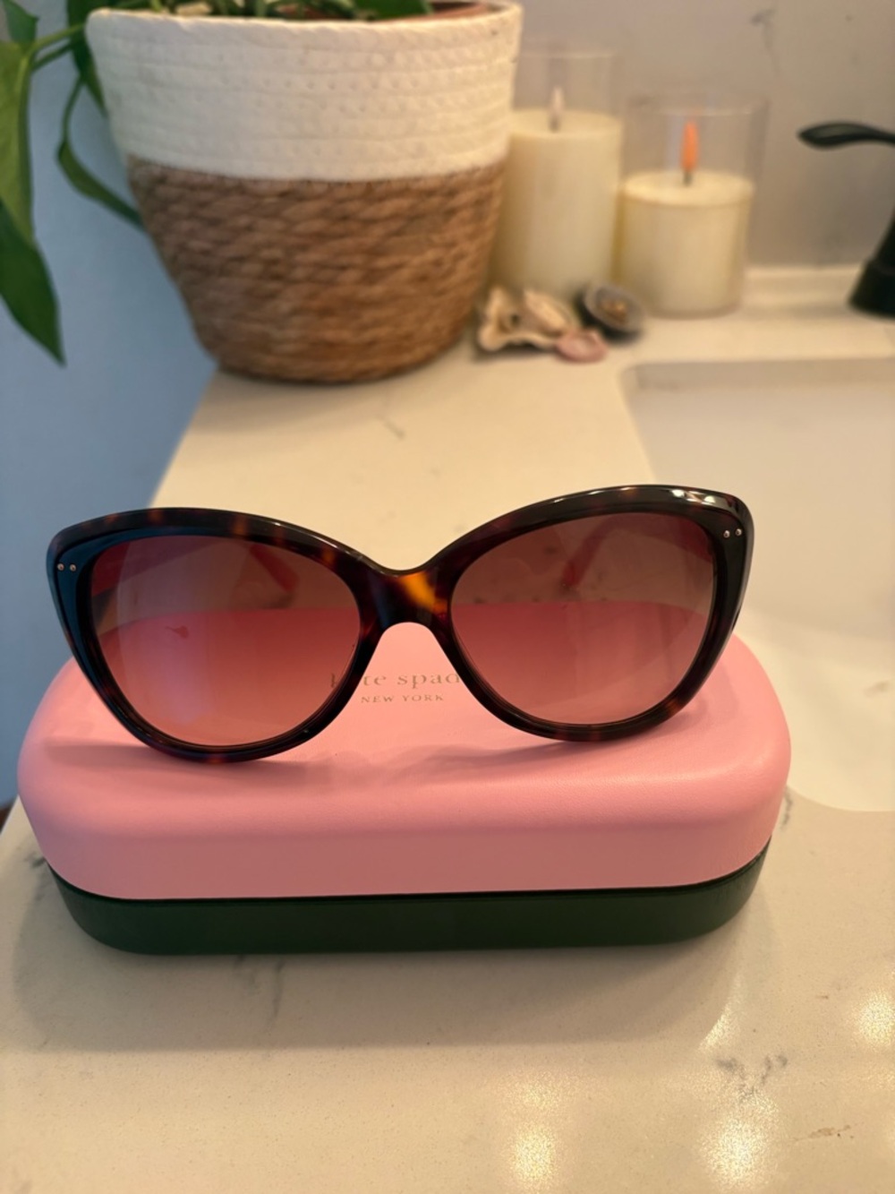 Kate Spade New York Cat Eye Sunglasses w/ Case & Cloth – Tortoise + Pink